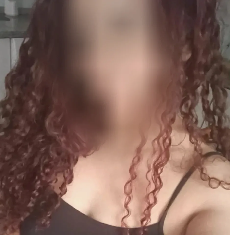 Amanda, 25