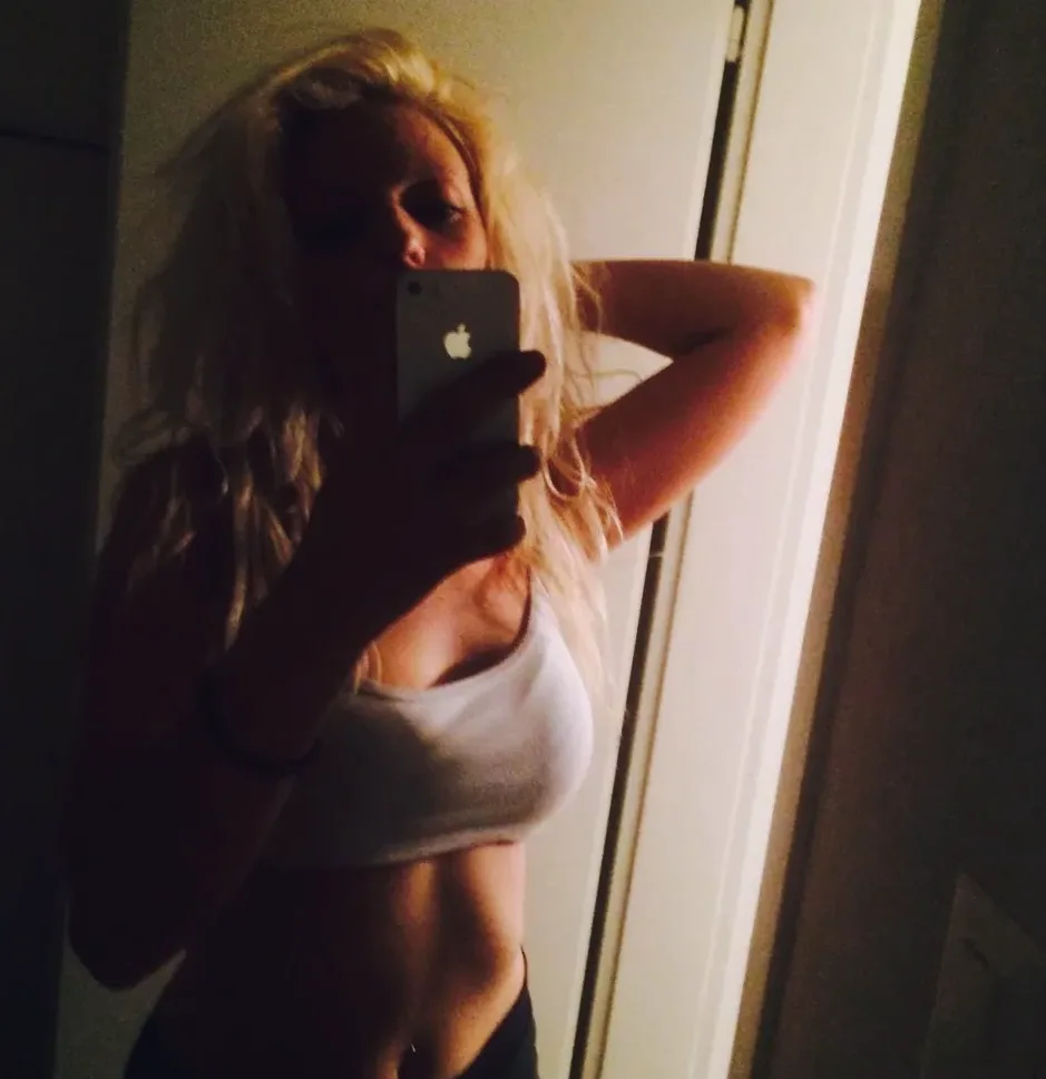 Jessica, 33