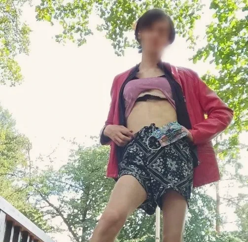 Wilhelmina, 22